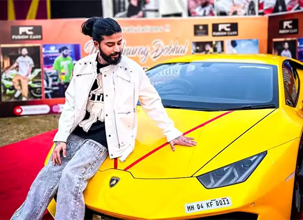 Anurag Dobhal with Lamborghini Huracán