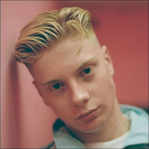 Leo Mandella
